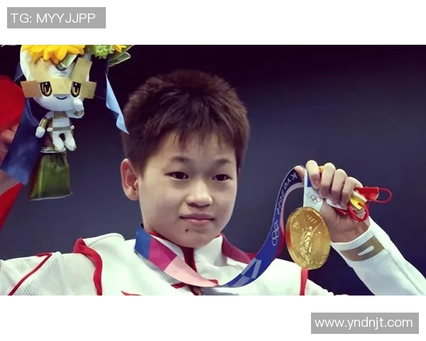 游泳明星的奋斗之路：从池塘到奥运舞台的成长与荣耀