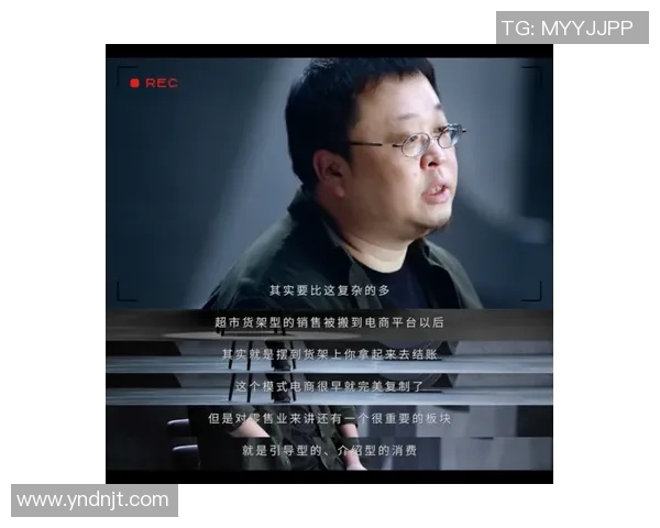 飞盘与梦想交织的旅程:杨强的深度对话与人生启示 飞盘与梦想交织的旅程:杨强的深度对话与人生启示
