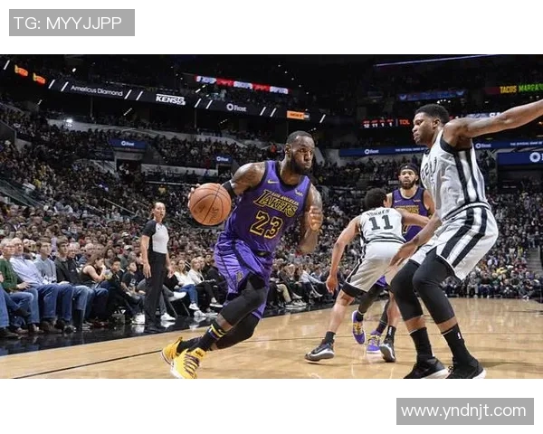 2013年NBA季后赛马刺与勇士第一场精彩对决录像回顾与分析